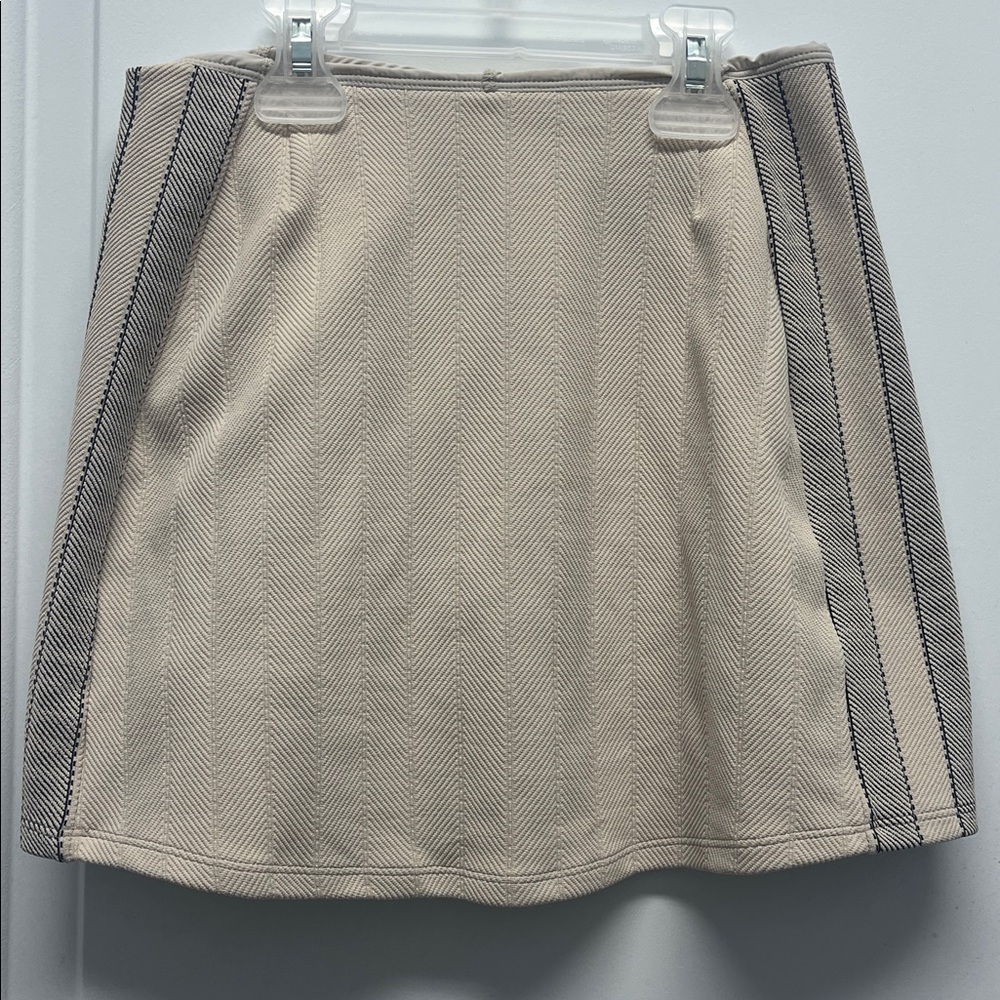 Felicity Skirt in Dune Stripe - Picture 7 of 9